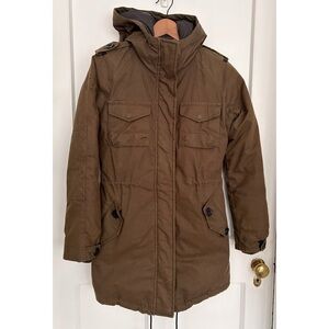 Aritzia/Community Winter Coat in Army Green Size XXS